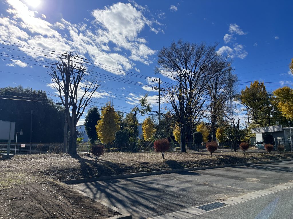 施工後｜邑楽郡 工場様　場内樹木剪定、緑地除草工事